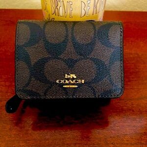 New Coach Mini Zip Black/Brown Wallet